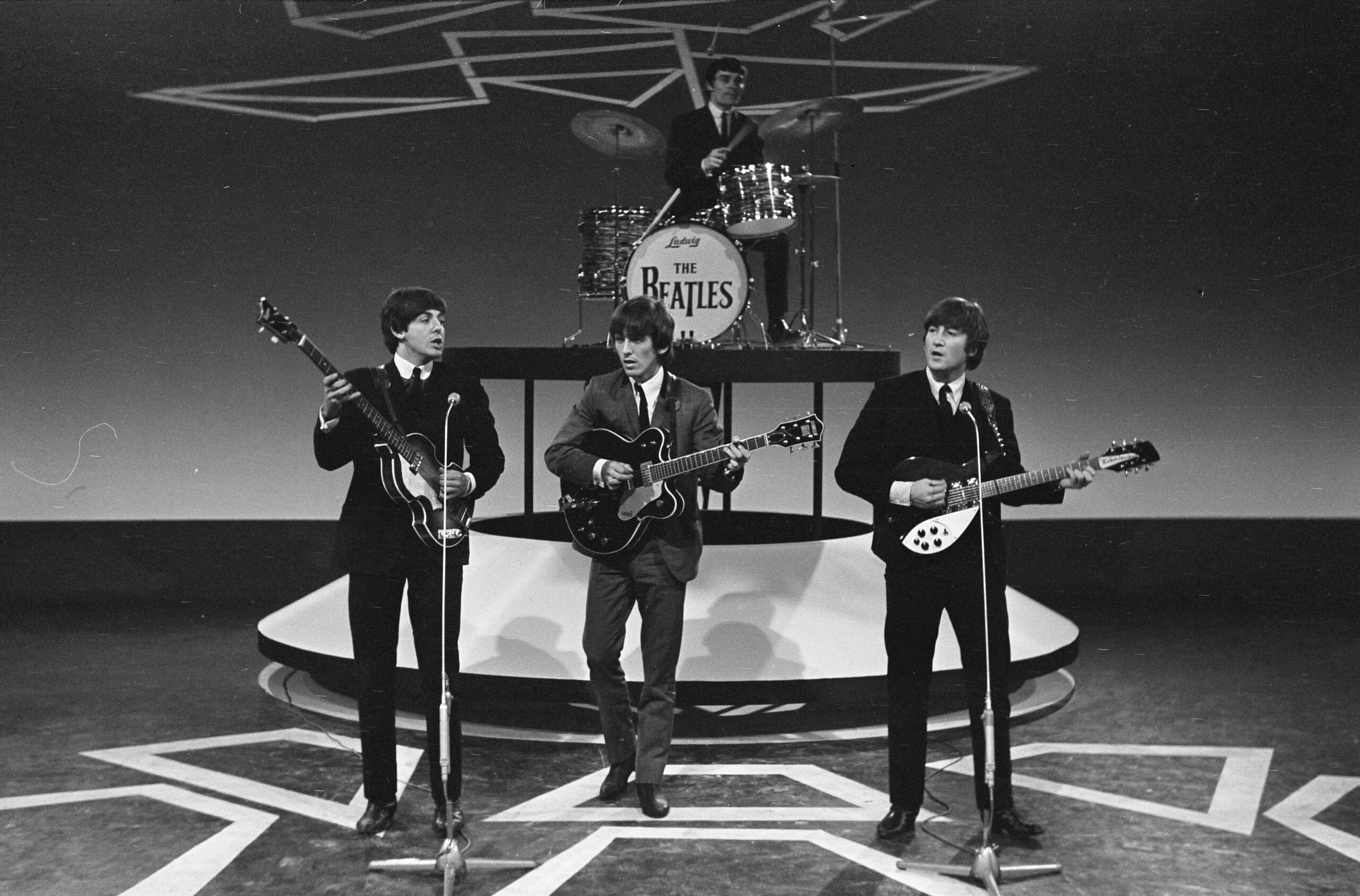 Sgt. Pepper’s Lonely Hearts Club Band des Beatles : une œuvre d’art musicale